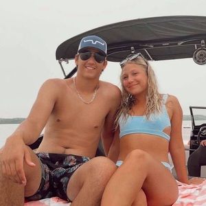 Meet your Posher, Riley